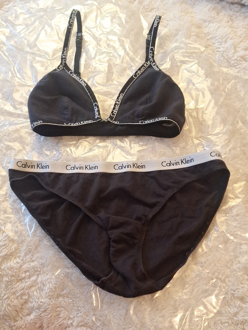 Calvin Klein Black Logo Bra & Bikini Brief Set Size M